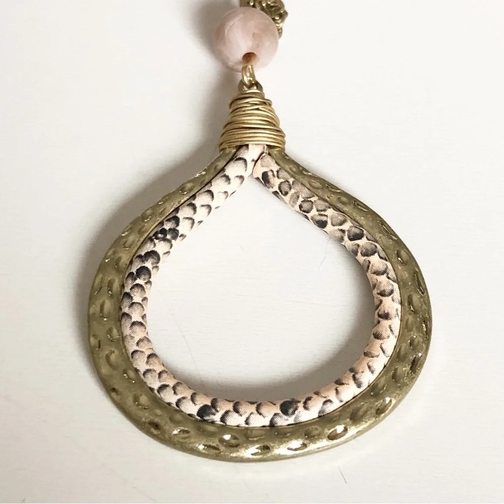 PREMIER DESIGNS River Valley Statement Necklace Gold Tone - Picture 7 of 15